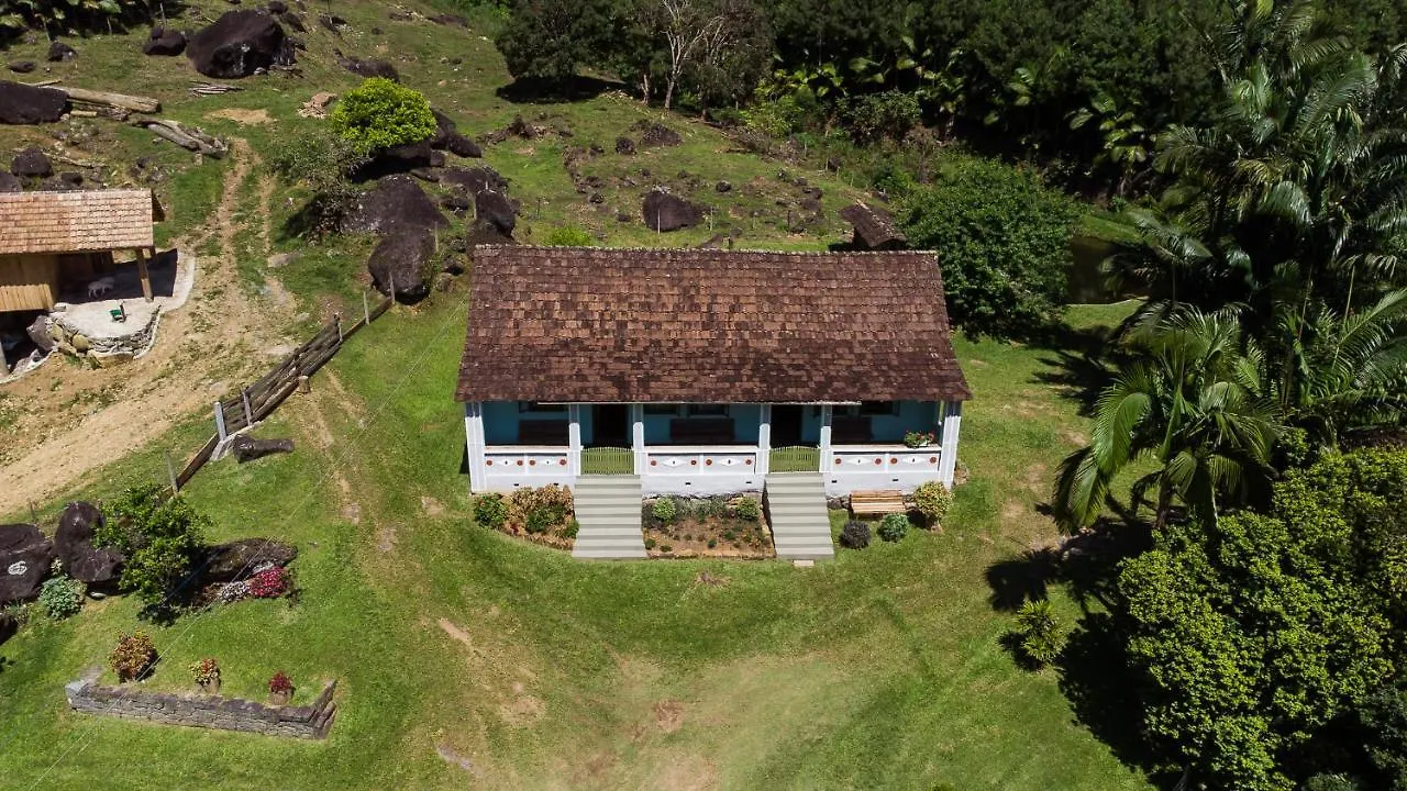 Recanto Kuglin, Casa Enxaimel junto a natureza Pomerode