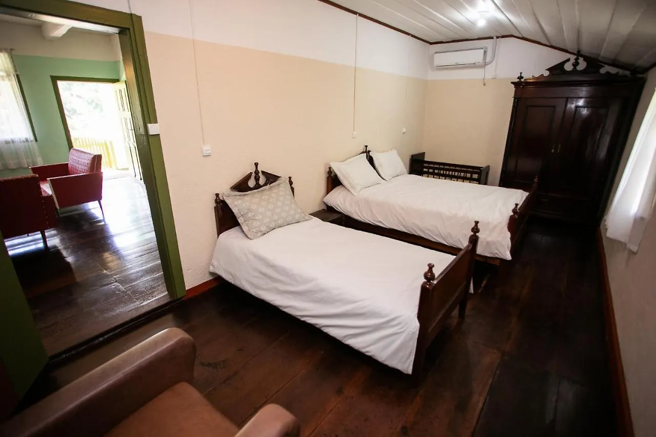 Recanto Kuglin, Casa Enxaimel junto a natureza Pomerode 0*,